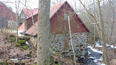 Kvarnen från öster, Axelstorpsbäcken